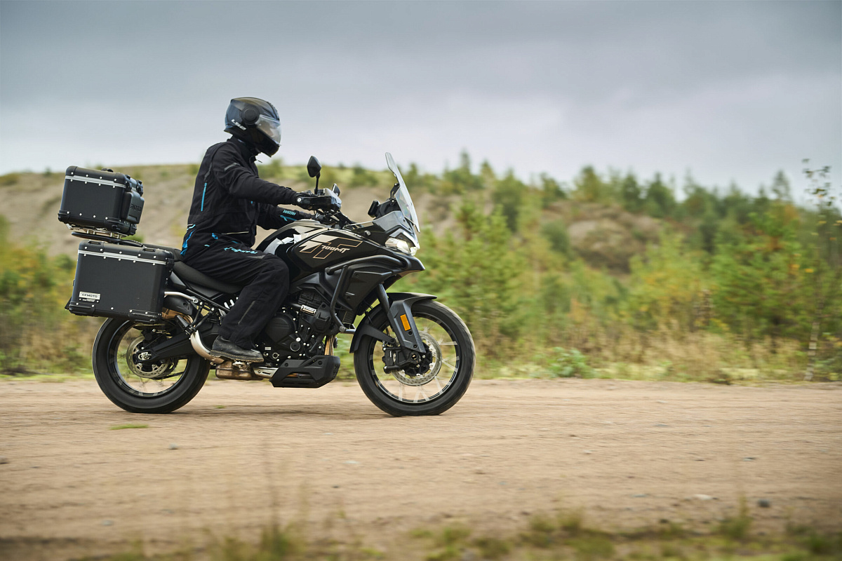 CFMOTO 700MT Advanced (ABS)