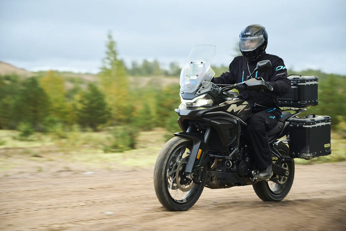 CFMOTO 700MT Advanced (ABS)