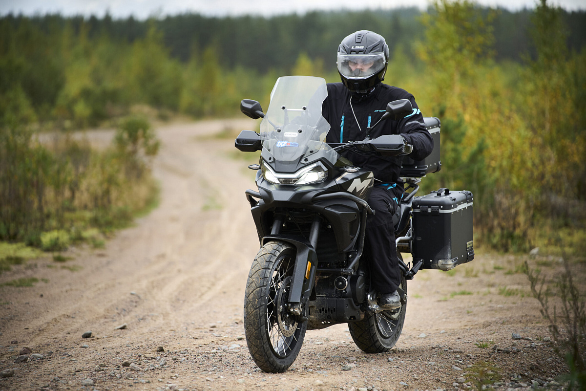 CFMOTO 700MT Advanced (ABS)