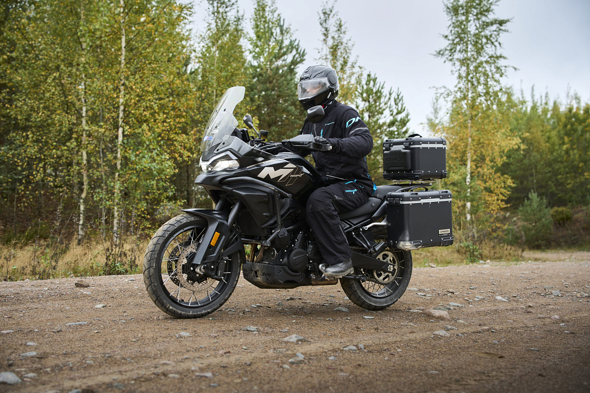 CFMOTO 700MT Advanced (ABS)