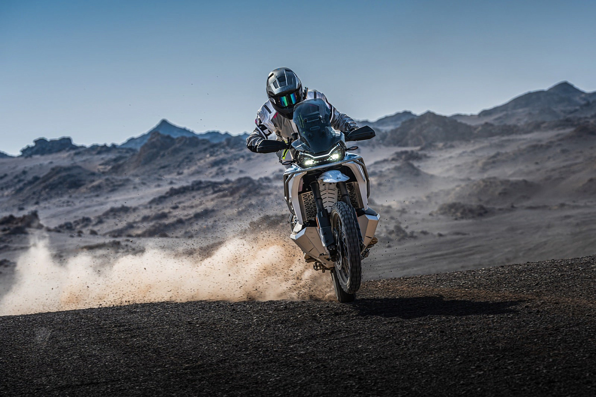 CFMOTO 1000MT-X Touring
