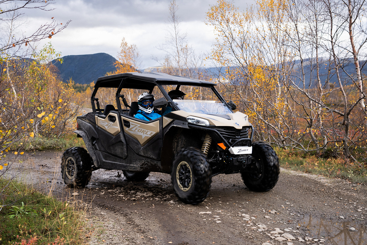 ZFORCE 950 Sport-4 EPS