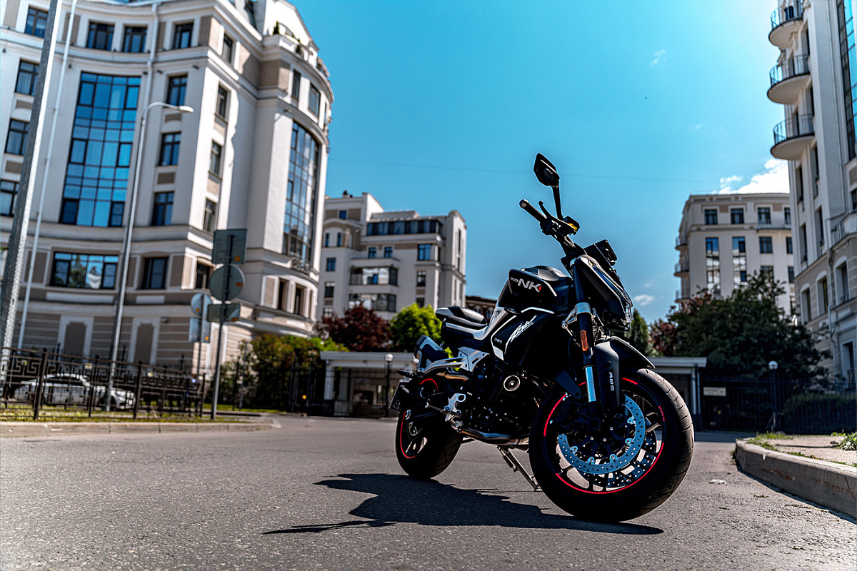 CFMOTO 800NK Advanced (ABS)