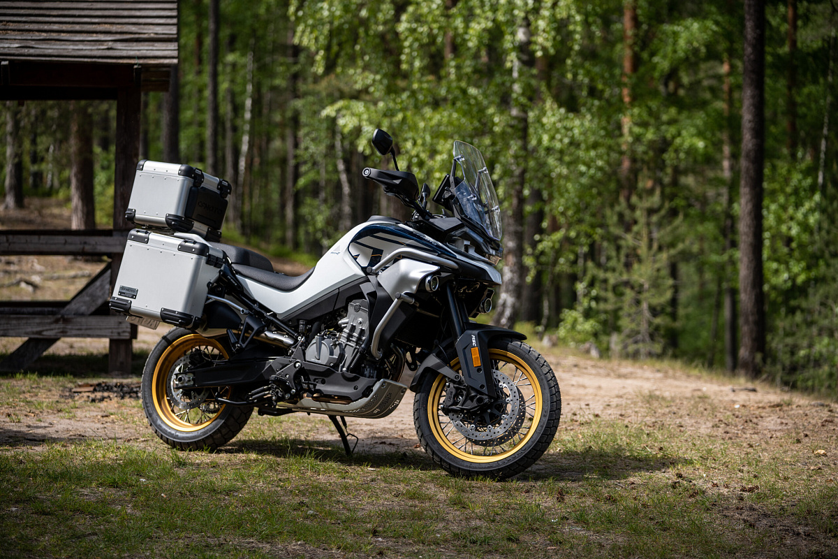 CFMOTO 800MT Explore (ABS)